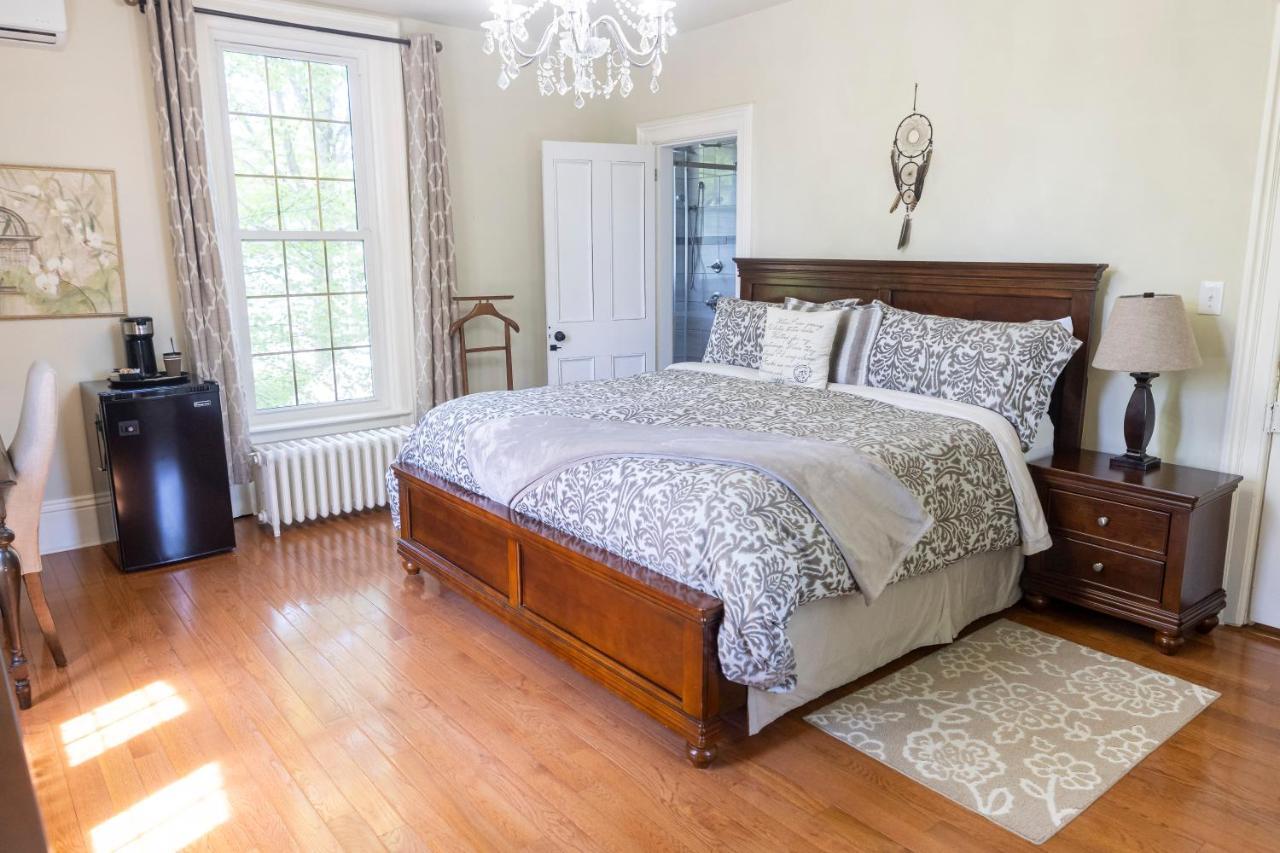 Anneken 1000 Islands B&B Luxury Suites & Spa 布罗克维尔 外观 照片