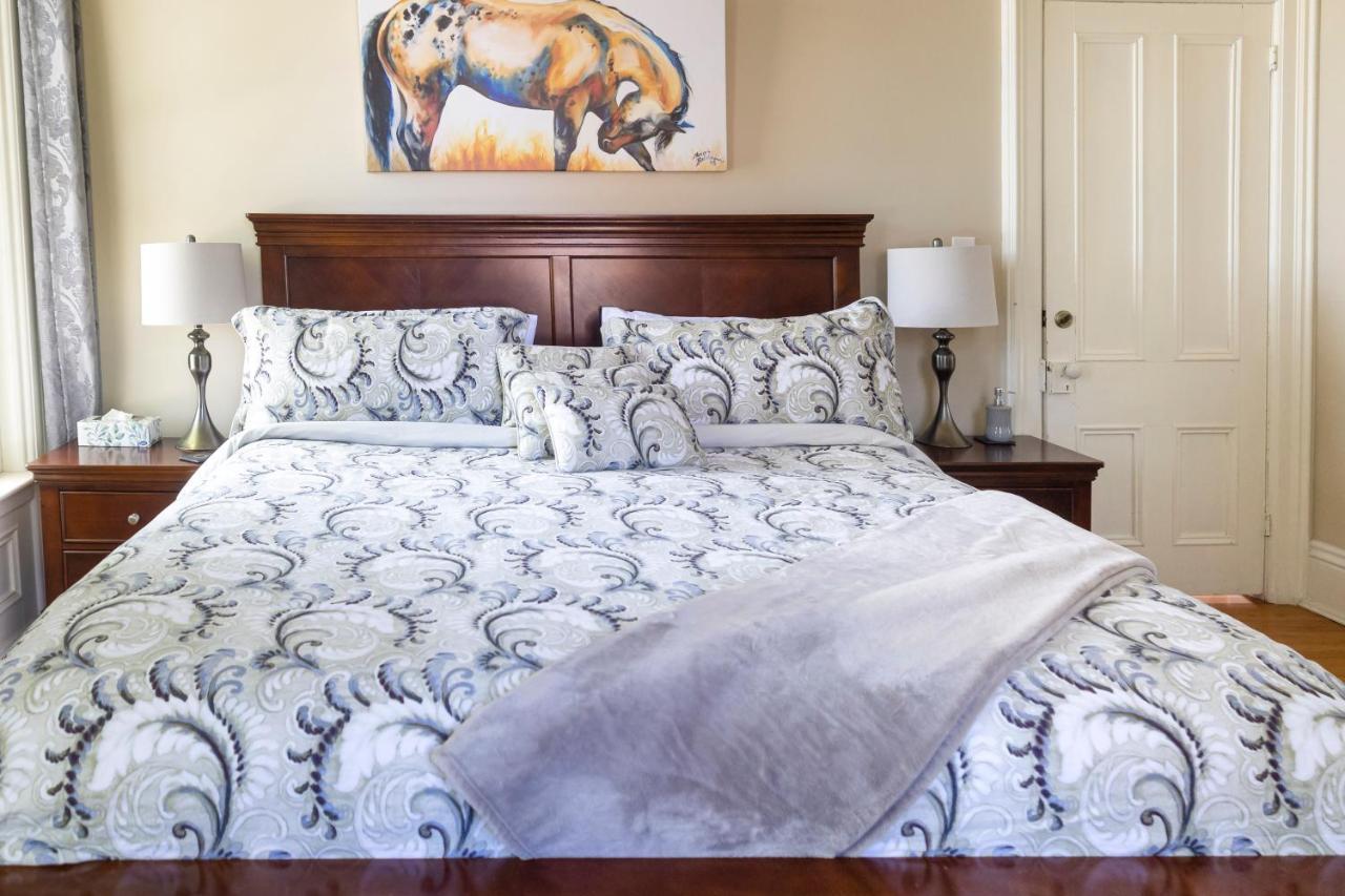 Anneken 1000 Islands B&B Luxury Suites & Spa 布罗克维尔 外观 照片