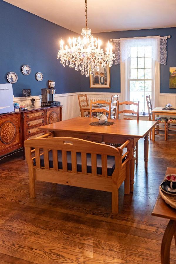Anneken 1000 Islands B&B Luxury Suites & Spa 布罗克维尔 外观 照片